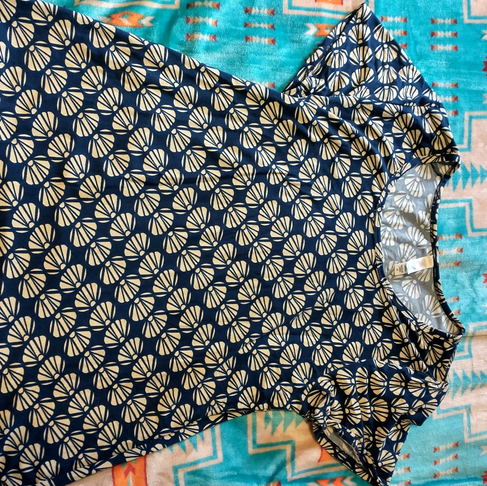 Lularoe Shirt M